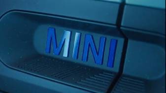 Mini интригует новым кросс-купе: видео и дата… 