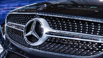 Исчисляется миллиардами евро: стало известно, сколько средств потерял Mercedes-Benz… 