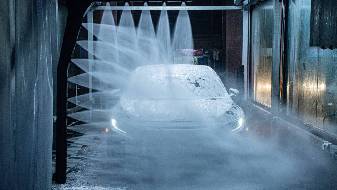 Власти Бютта просят жителей перестать мыть машины и принимать… 